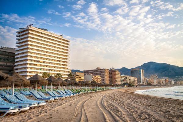 Apartamento Con Vista Al Mar Hotel Fuengirola Bagian luar foto
