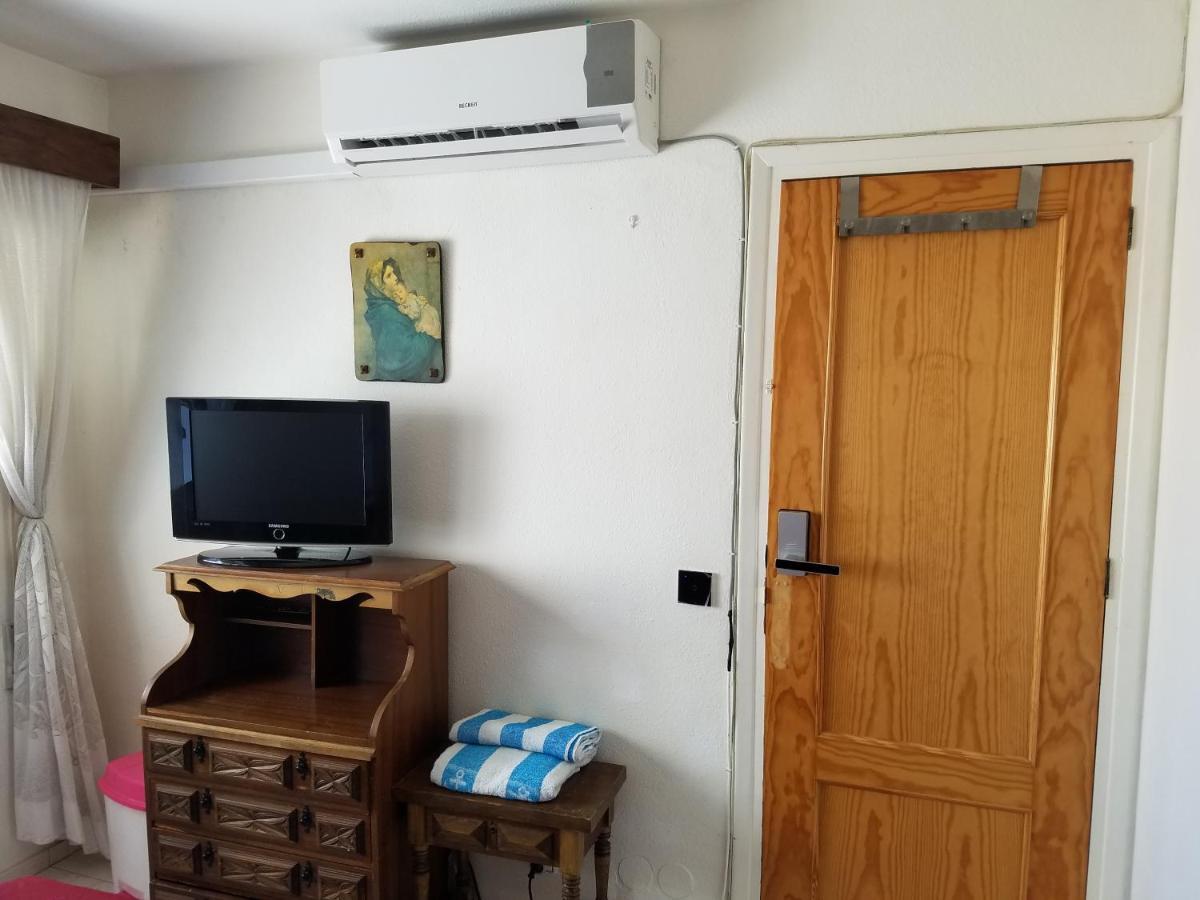 Apartamento Con Vista Al Mar Hotel Fuengirola Bagian luar foto