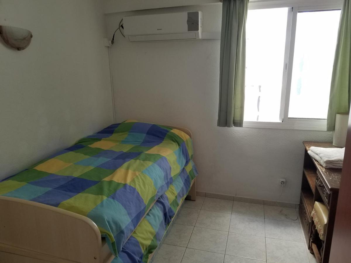 Apartamento Con Vista Al Mar Hotel Fuengirola Bagian luar foto